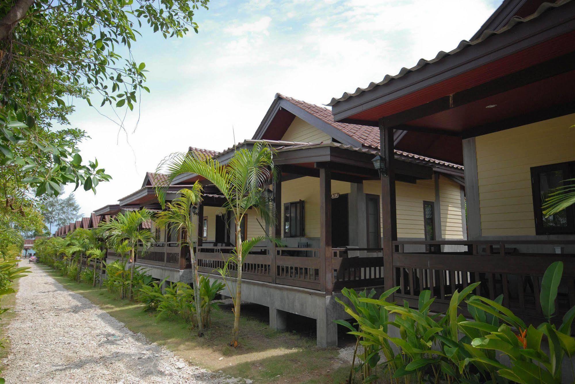 Haad Yao Bungalows Esterno foto